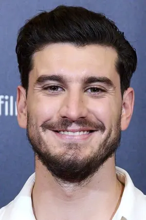 Джордж Харрисон Ксантис в роли Иоанн